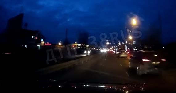 Прилетел со встречки: видео